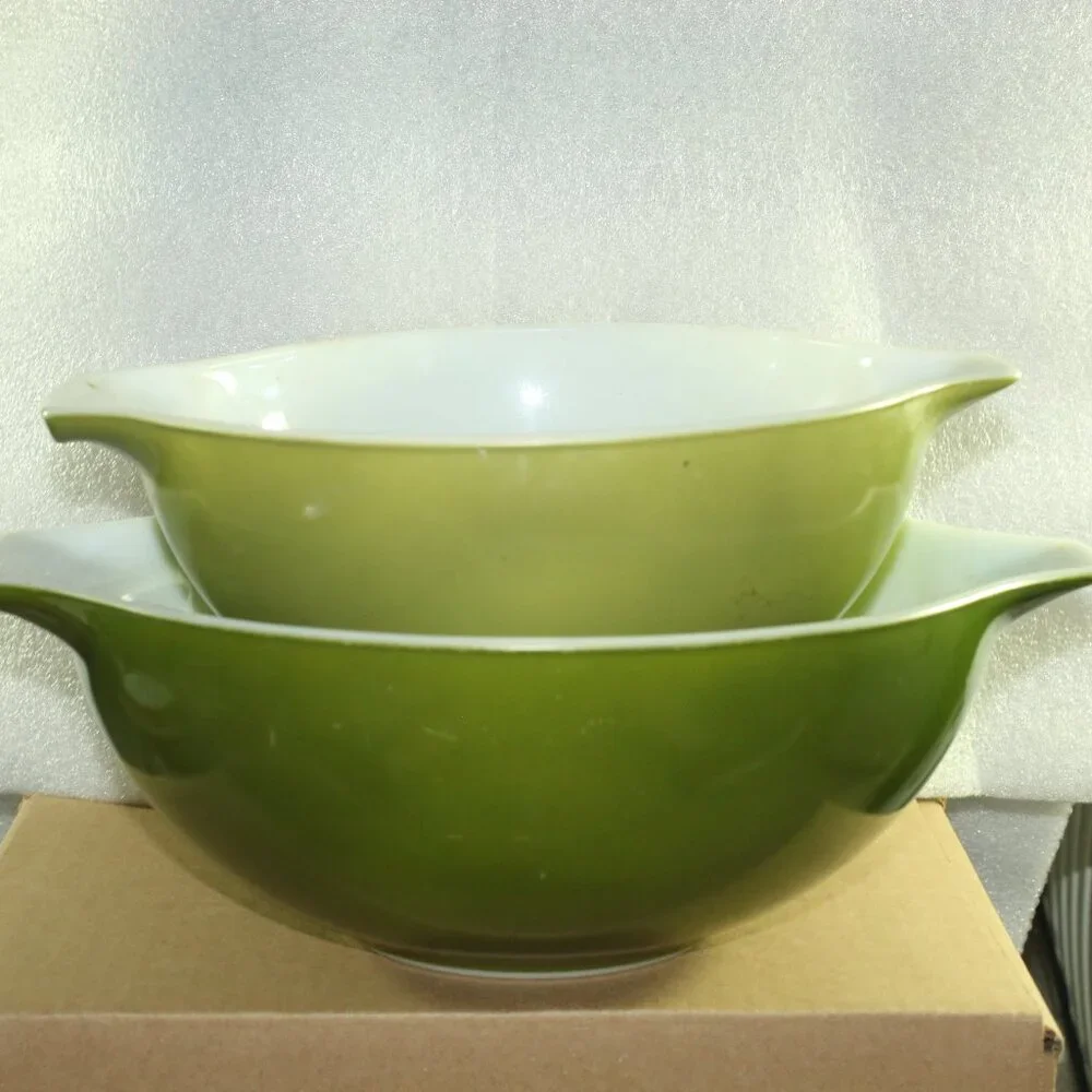 Vintage Pyrex VERDE GREEN Avocado Cinderella Nesting Mixing Bowls Set #443 #444